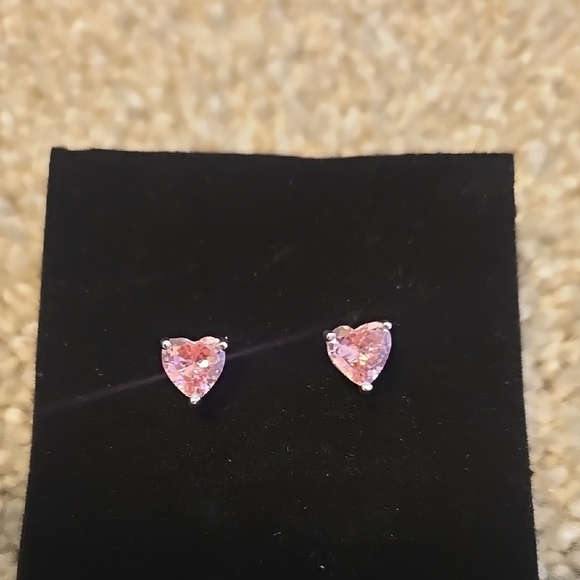 Heart-Shaped Pink Stud Earrings  .925 Silver - Picture 1 of 3